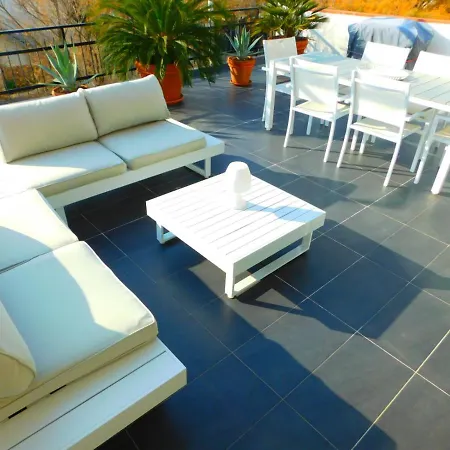 Gmid Immo Con Gran Terraza Con Vistas Al Mar En *