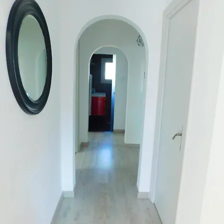 Gmid Immo Con Gran Terraza Con Vistas Al Mar En * רוזס